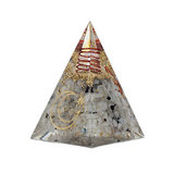 Orgonitpyramide Mondharmonie in Mondstein &amp; Mondsymbol