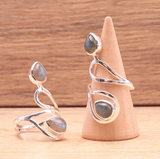 Elastischer Ring aus Amethyst-, Rosenquarz- und Bergkristallperlen