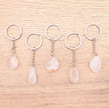 Porte-clés Clara – Cristal de Roche A, Pierre Roulée - univers tibet