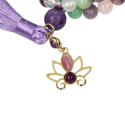 Mala Lotus Sanftheit & Gelassenheit aus Lepidolith, Amazonit, weißem Achat und Rosenquarz – 108 Perlen