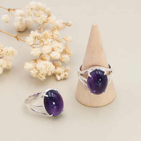 Ring "Eclat de sagesse" aus AA-Amethyst und 925er Silber