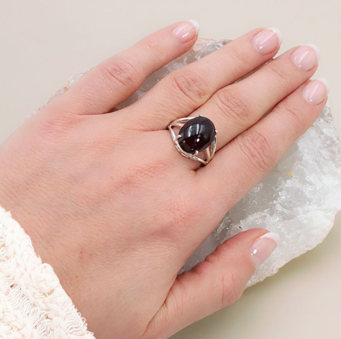 Ring "Eclat de vitalité" aus AAA Rhodolith-Granat & 925er Silber