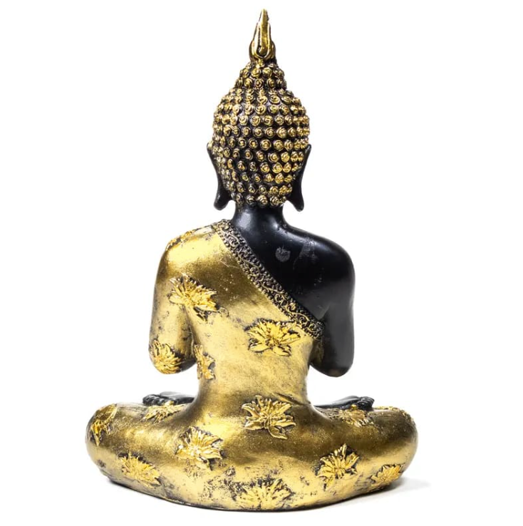 Buddha-Statue in Gebetshaltung, gekleidet in einen Lotus