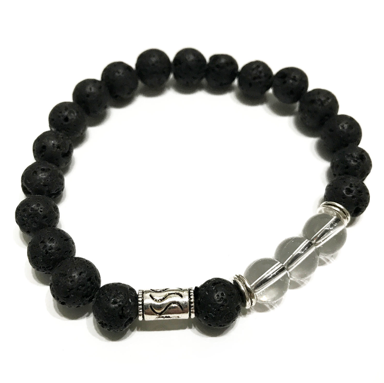 Armband aus Bergkristall und Lavastein