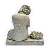 Ruhige und entspannende Buddha-Kerzenhalterstatue