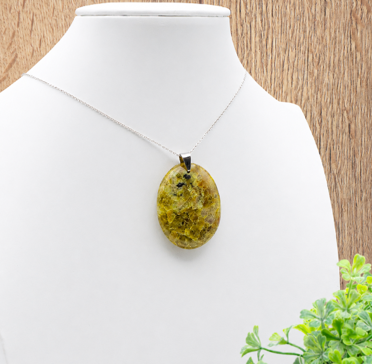 Pendentif Viridia – Opale Verte -  univers tibet