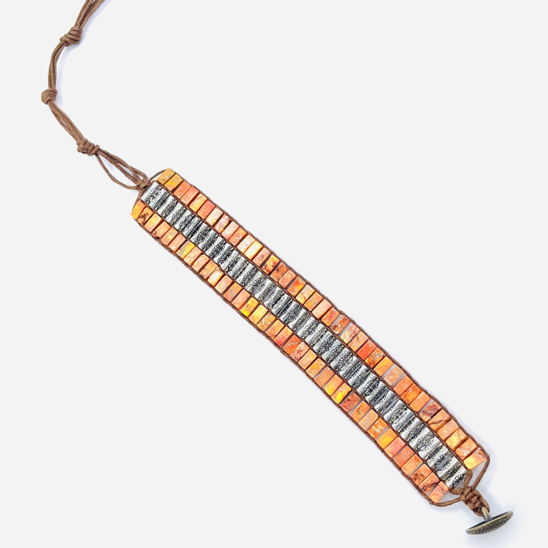 Armband aus orangefarbenem Jaspis mit innerem Feuer